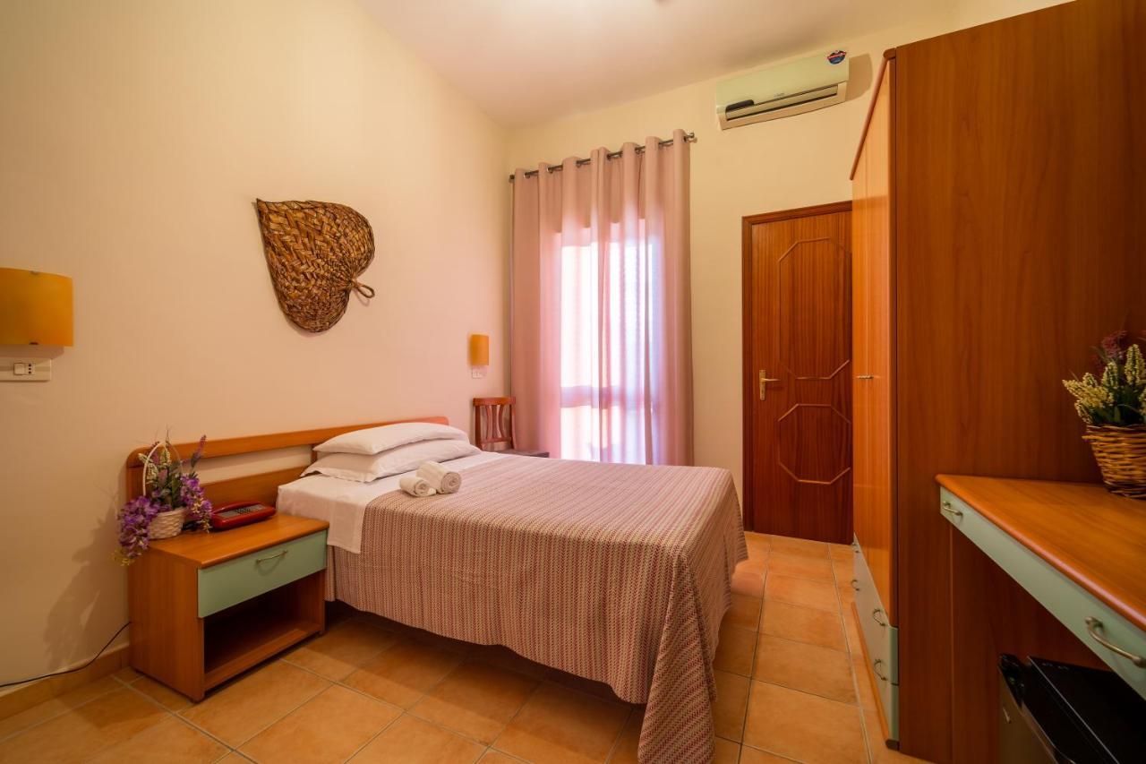 Hotel Costa D'Oro Торре-Ово Экстерьер фото