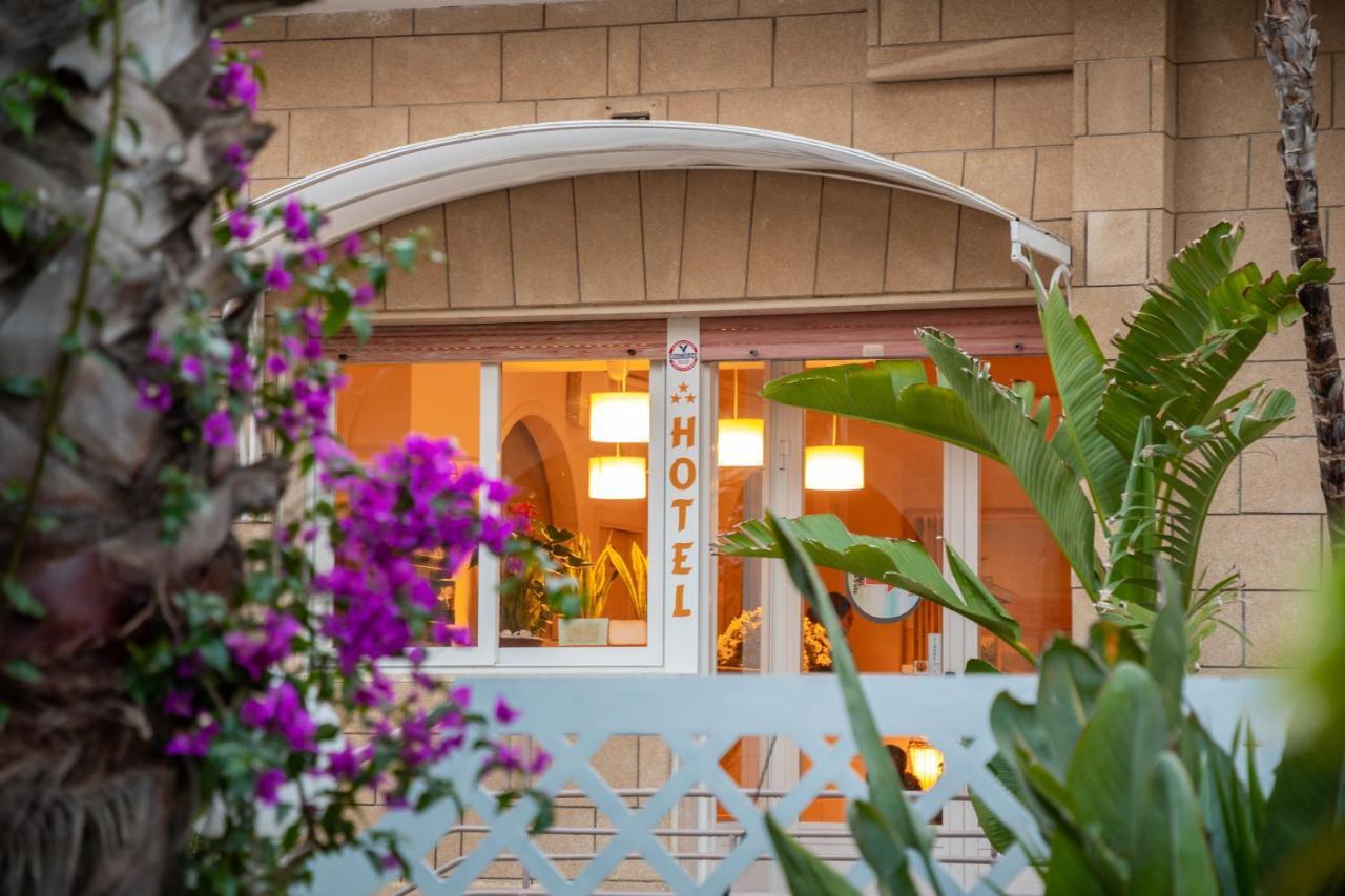 Hotel Costa D'Oro Торре-Ово Экстерьер фото