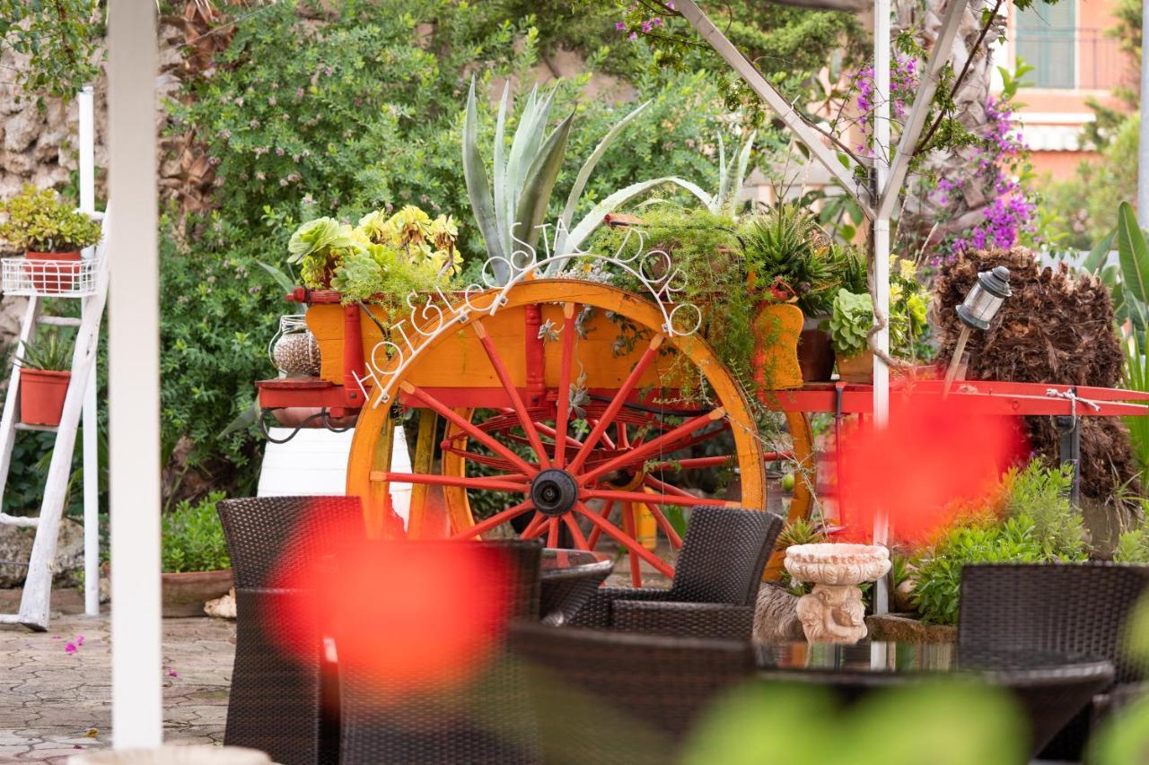 Hotel Costa D'Oro Торре-Ово Экстерьер фото
