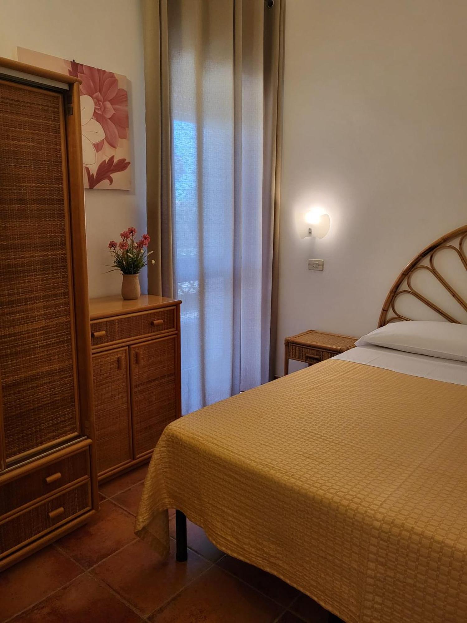Hotel Costa D'Oro Торре-Ово Экстерьер фото